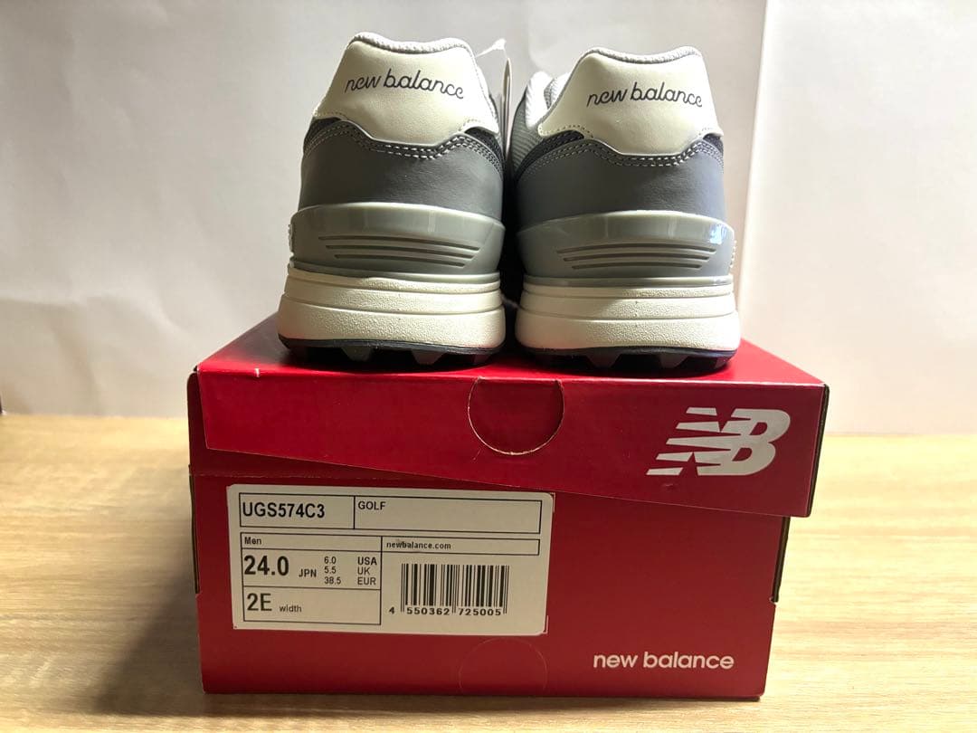 未使用 24cm 2E ニューバランス ゴルフシューズ UGS574C3 グレー