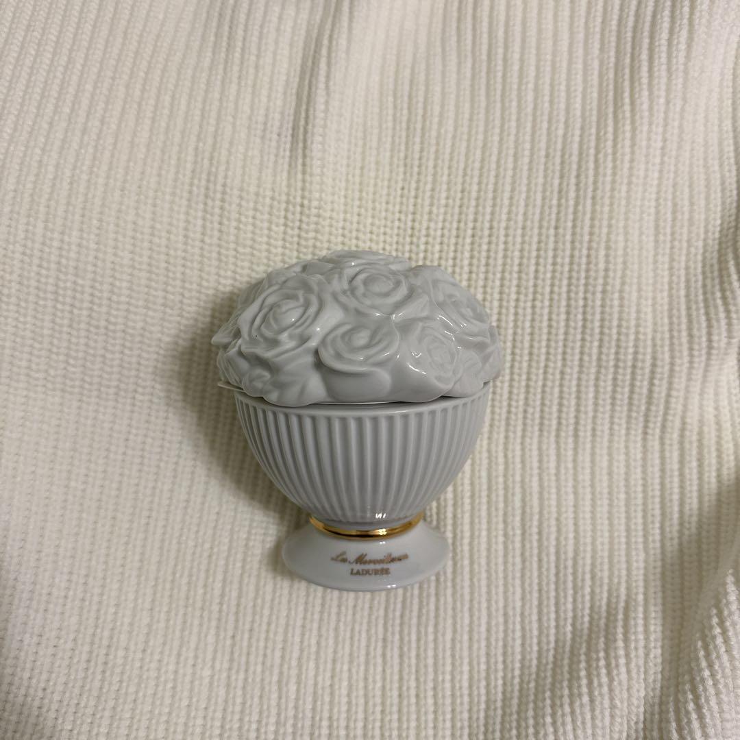 ラデュレ リミテッドエディション ローズラデュレ 102 チーク　陶器