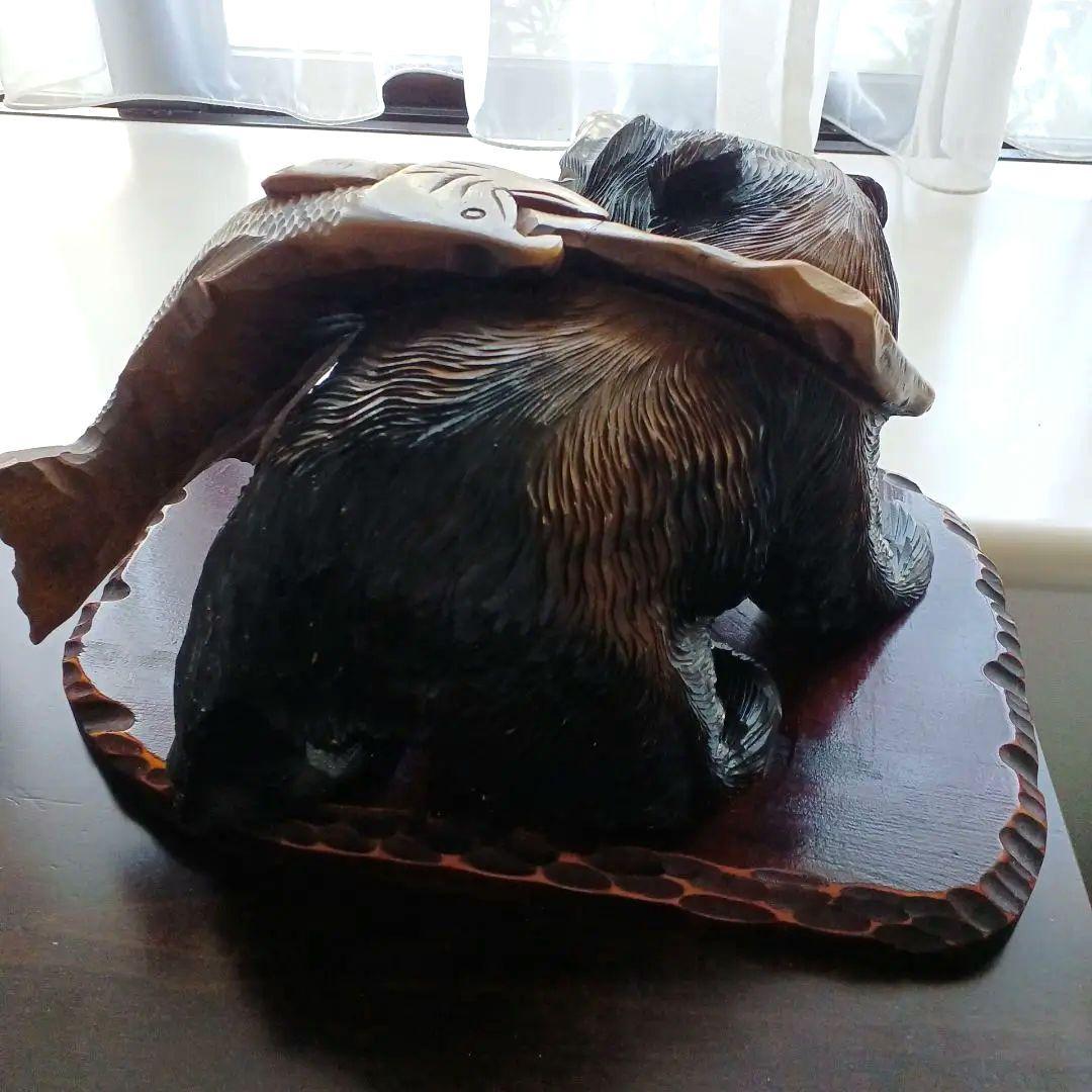 木彫り熊の一本彫り　手彫り　アイヌ民族の方が全て手で彫った作品　民芸品
