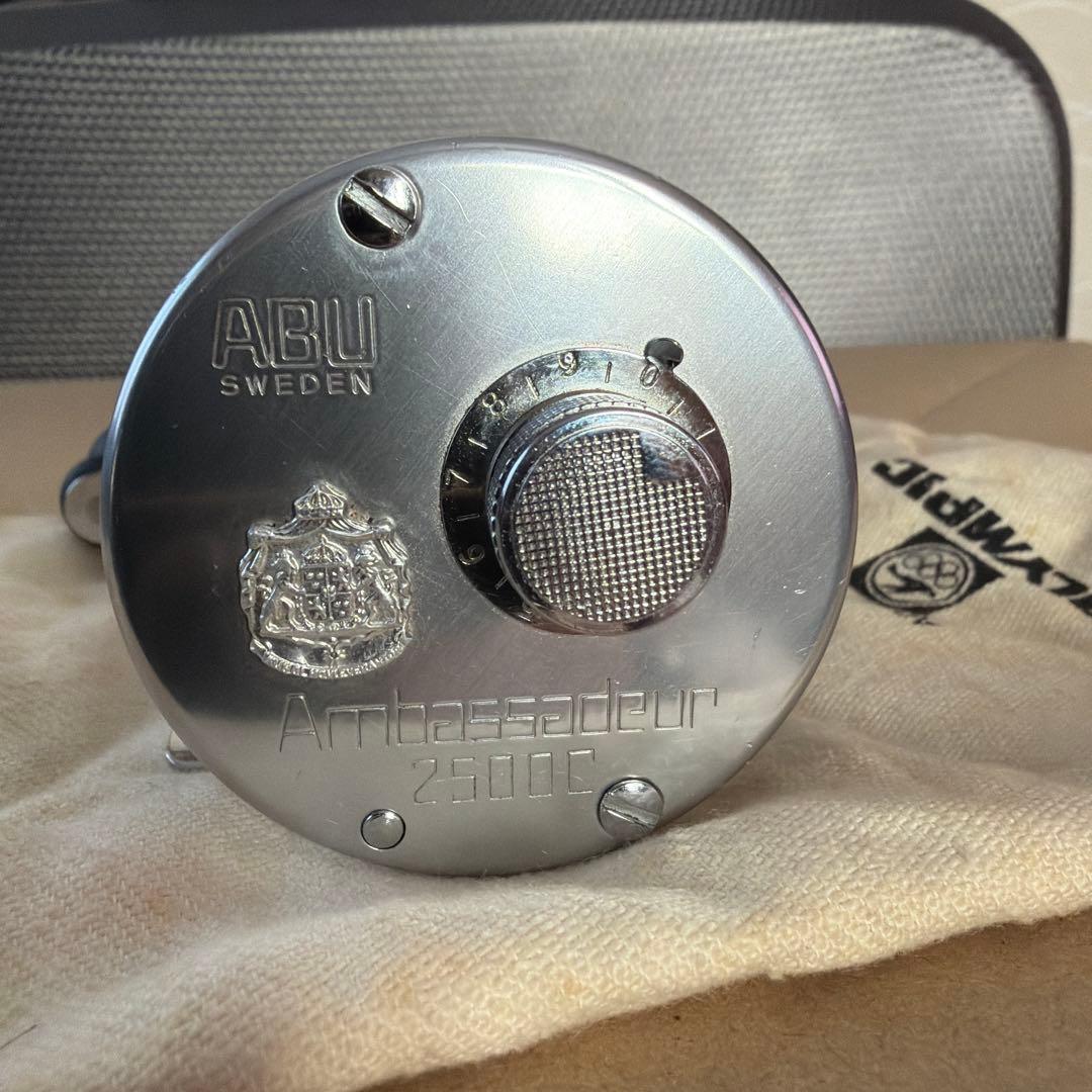 ABU Ambassadeur 2500C ベイトリール