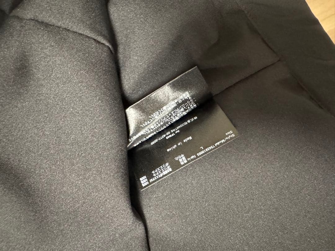 TFW49 フード付きジャケット 黒