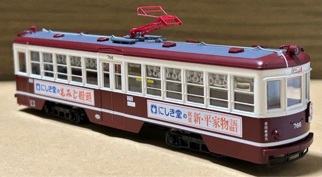 トミカリミテッドヴィンテージネオ 西部警察12 広島電鉄 750形 もみじ号