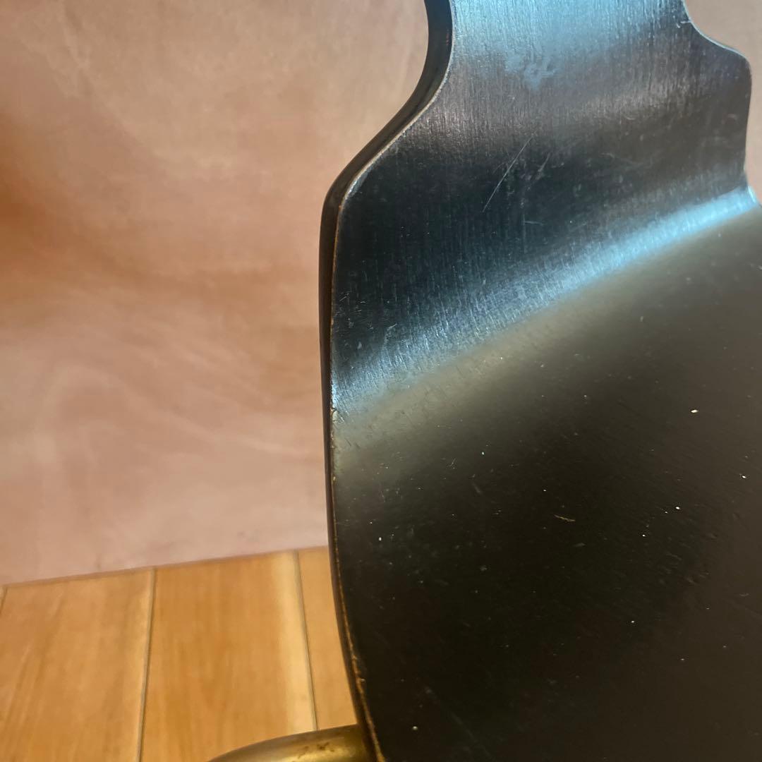 アルネヤコブセン　アントチェア