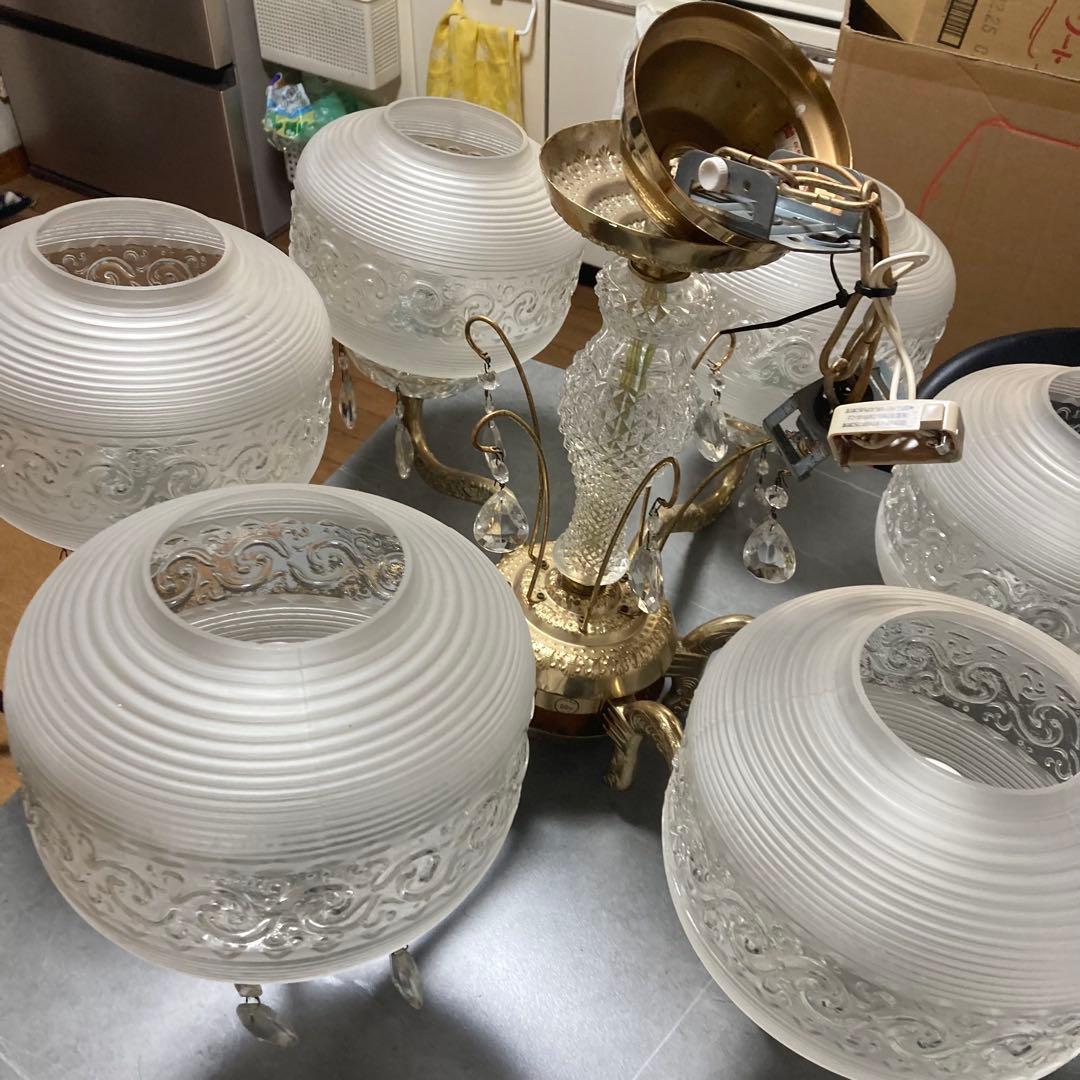 昭和レトロ シャンデリア　シャンデリ　ゴージャス　旅館　ライト　電球　ホテル