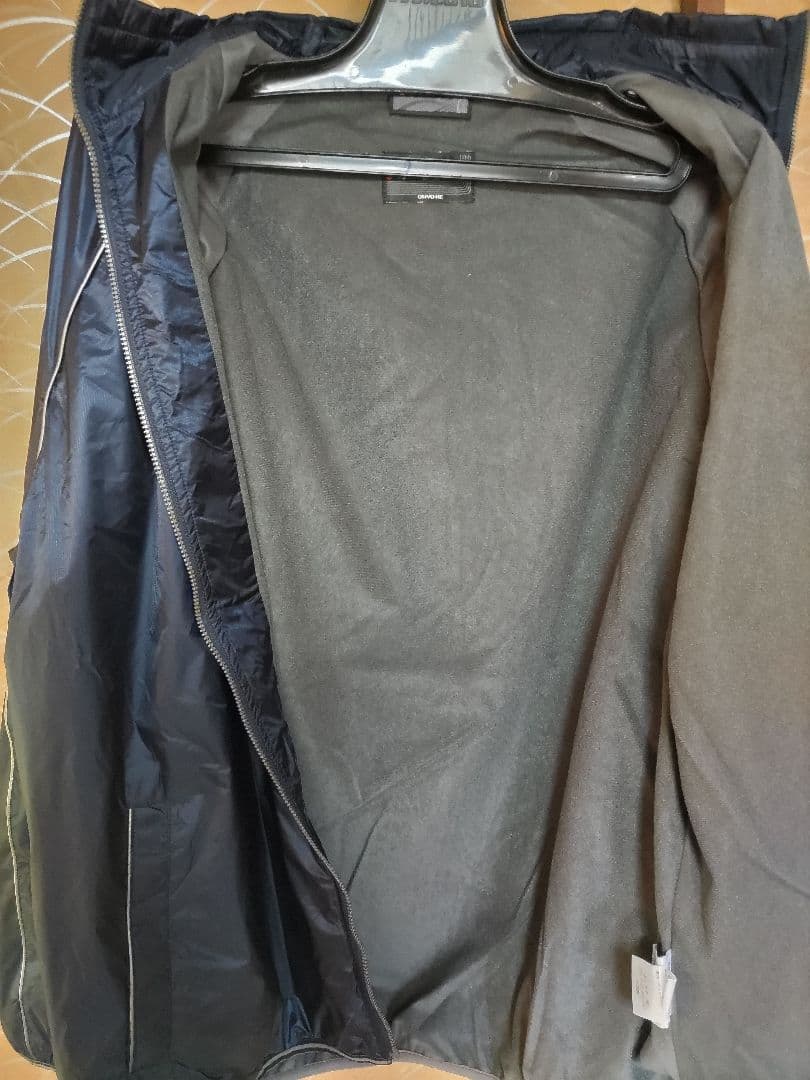 新品タグ付き保管品 ONYONE SAROMON TEAM ウインドブレーカー