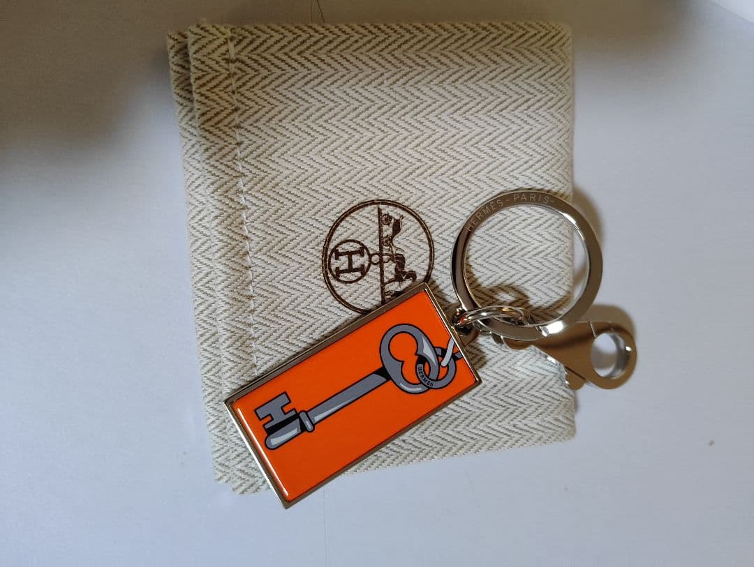 エルメス キーホルダー イルージョン オレンジ