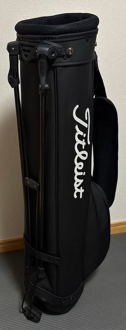 タイトリスト　コアエッセンシャル ハーフスタンドバッグ