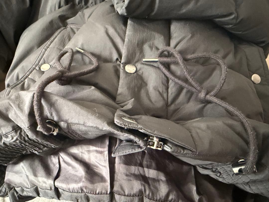 24時間限定値下げ 【未使用品】SATUR ブラック ダウンジャケット Lサイズ