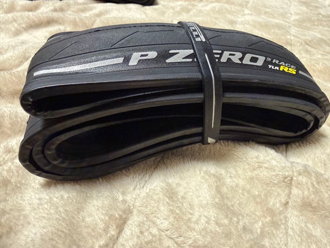 訳あり激安　P ZERO RACE TLR RS 700x28C 2本セット