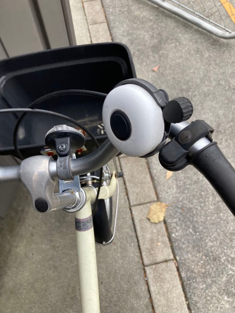 〔送料込み）無印良品　16インチ　補助輪自転車 アイボリー