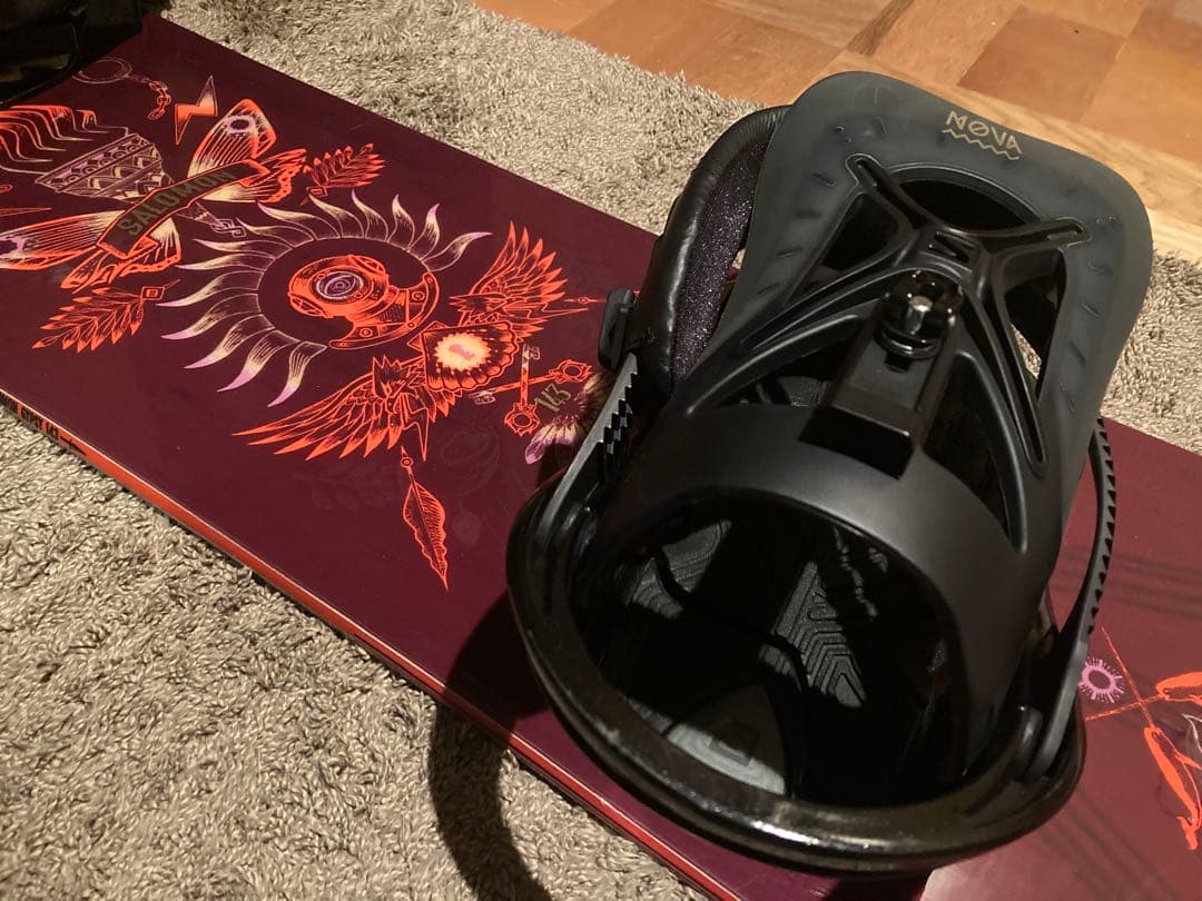 スノーボード 2点セットSALOMON GYPSY143 +NOVA