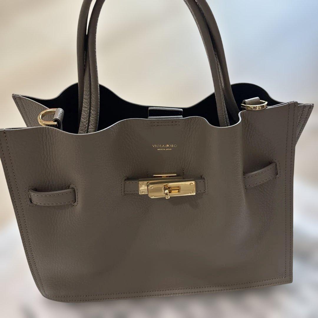 未使用　グレージュ　VIOLAd'ORO ヴィオラドーロ ショルダーバッグ