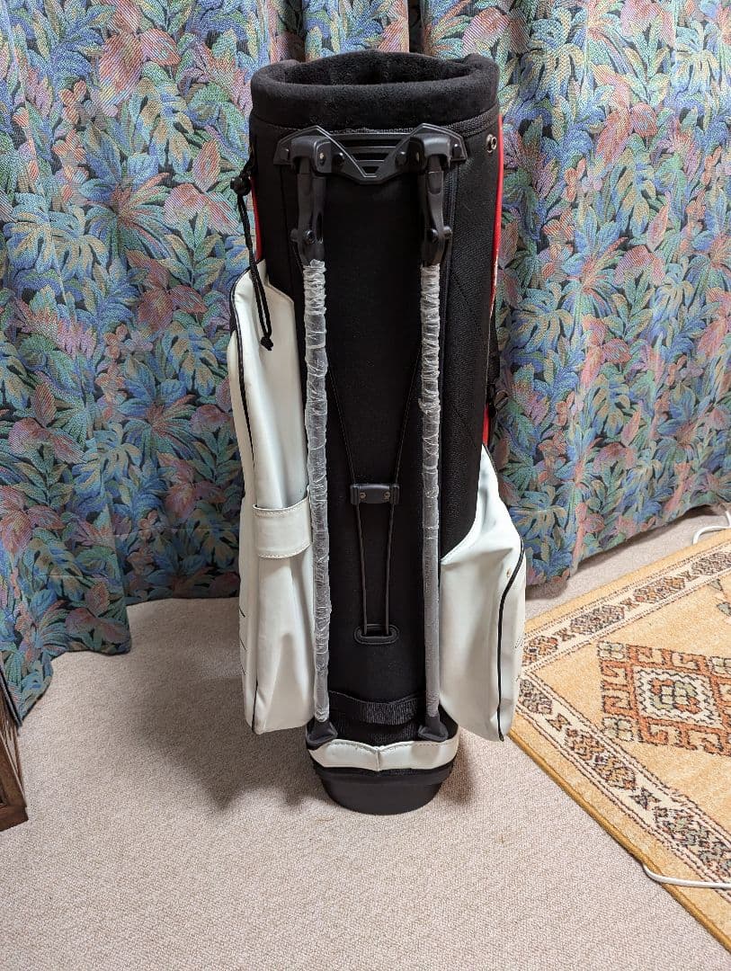 TaylorMade Stealth キャディバッグ
