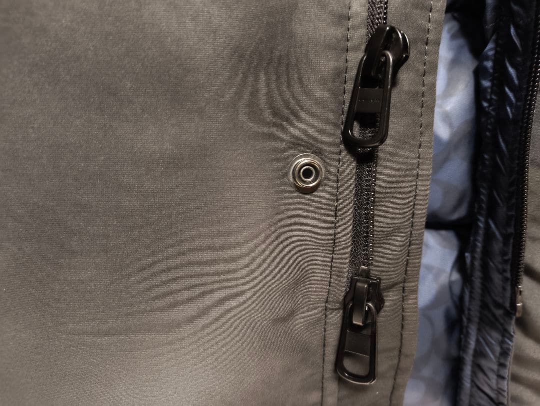 COACHダウンジャケット フード付き