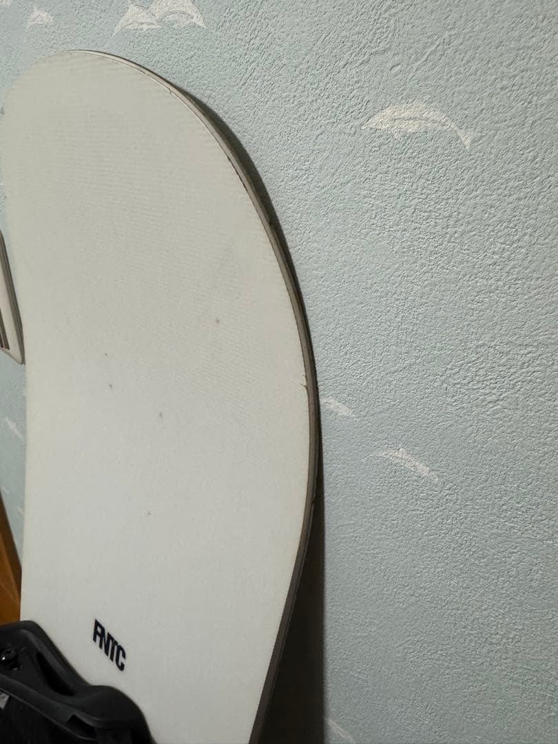 FNTC TNT ホワイトブラック ビンディング付き 147cm