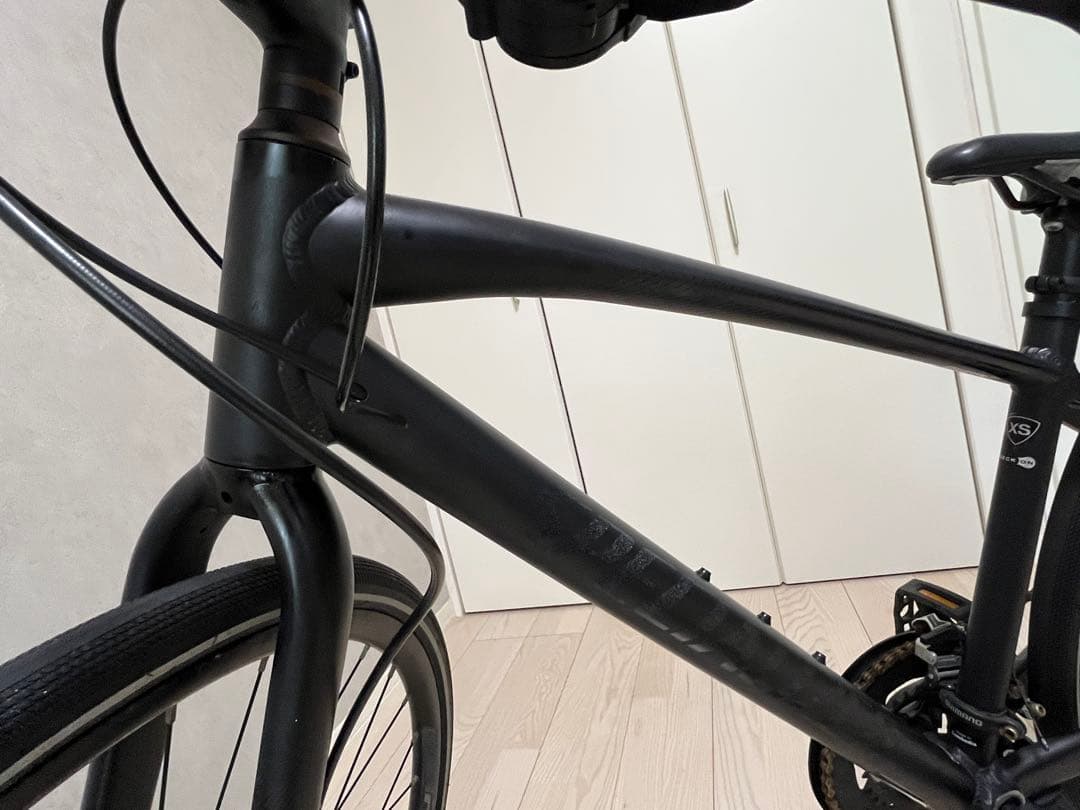 送料無料　SPECIALIZED - SIRRUS XS ブラック 黒