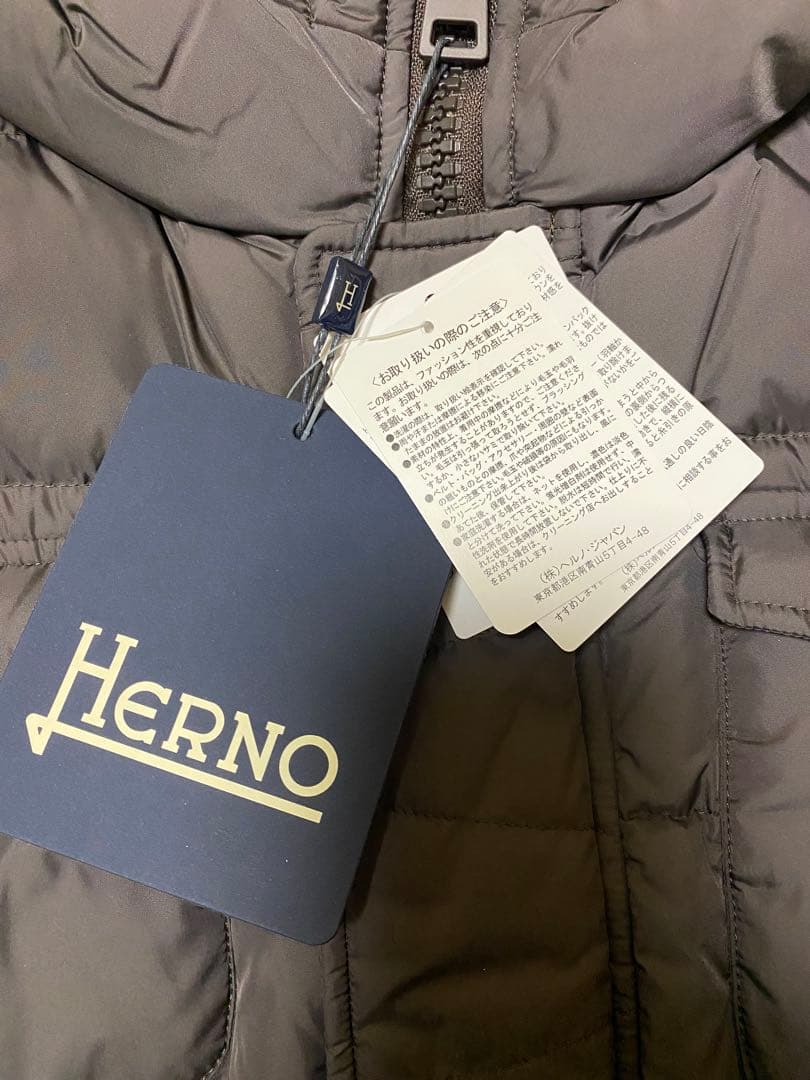 HERNO ヘルノ　POLAR TECH 4ポケットフードダウンジャケット
