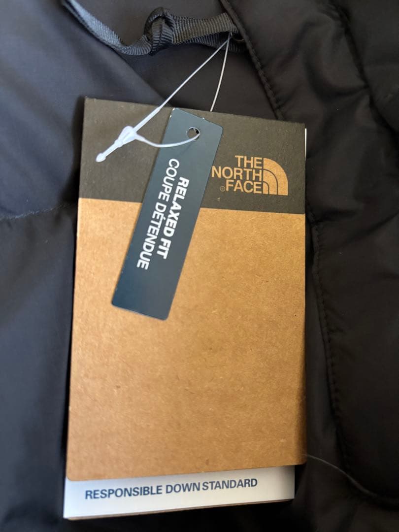 新品ザノースフェイス ダウンジャケット フード付き　L(日本XL相当)黒