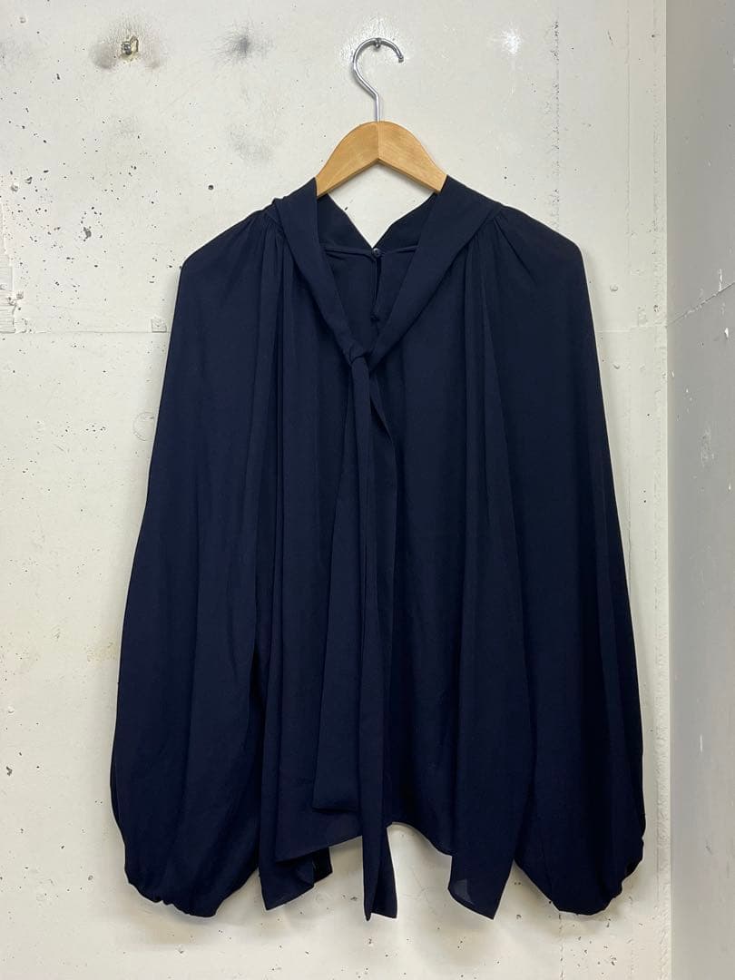 MUSE deuxieme classe シルク ブラウス ネイビー