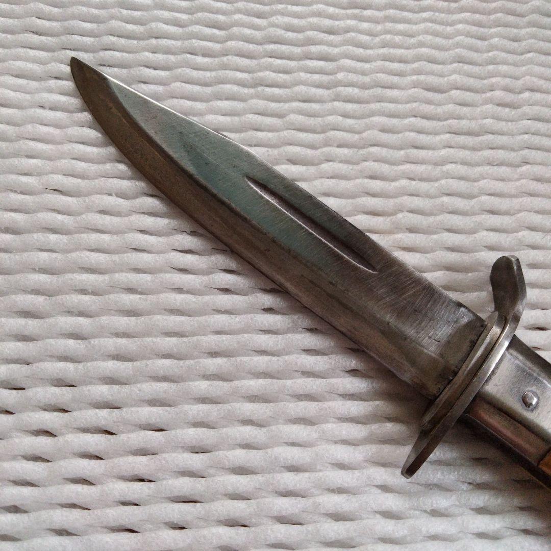 登山ナイフ。鹿の角の持ち手?5ミリ厚の刃。