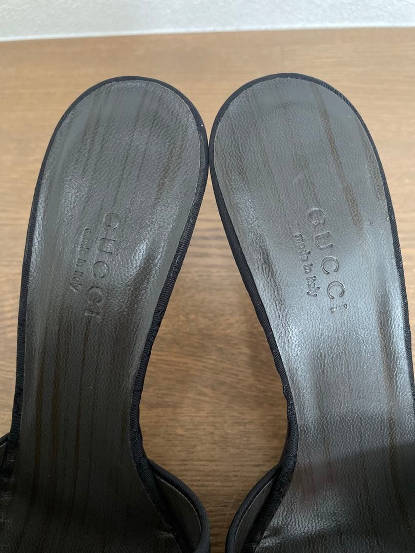 GUCCI モノグラム　ミュール　35C