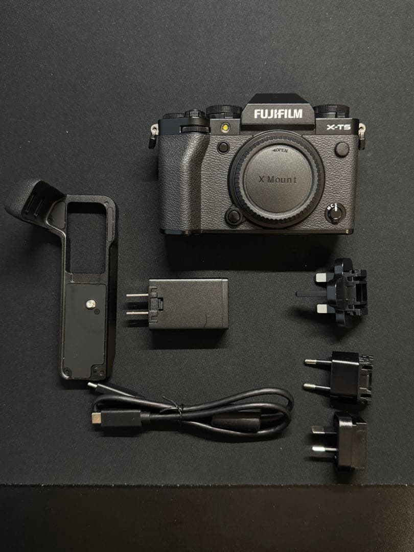 Fujifilm X-T5 ミラーレス一眼 本体(おまけ付き)