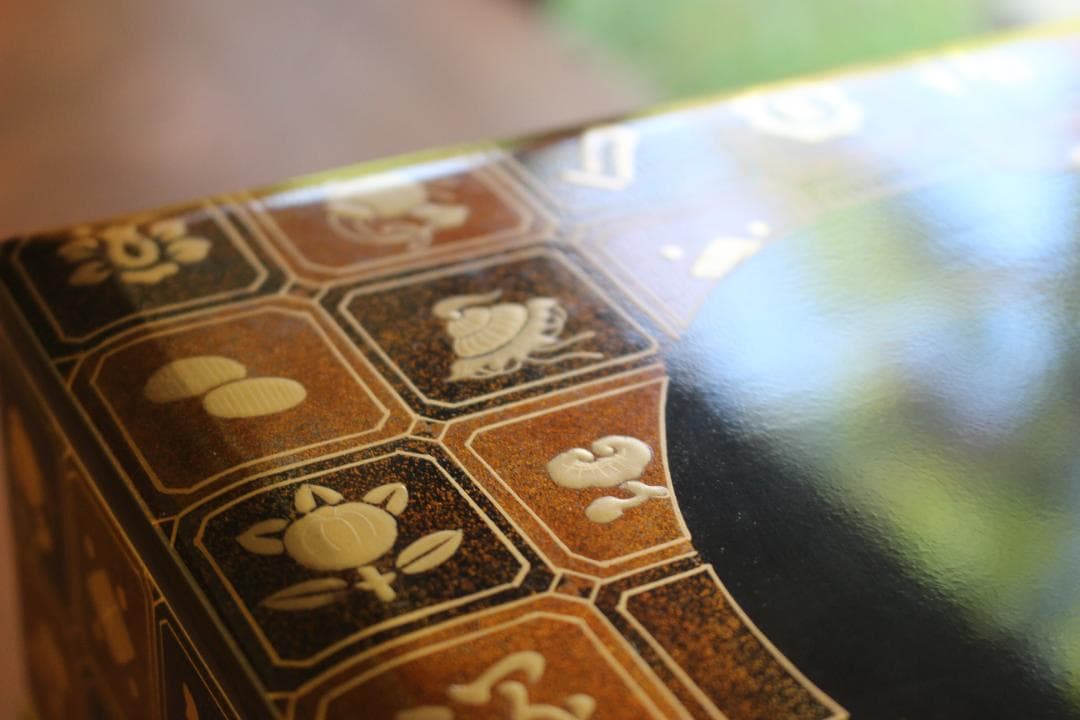 デッドストック！内朱金縁黒漆に極上宝尽蒔絵の映える三段重（検輪島塗重箱お重