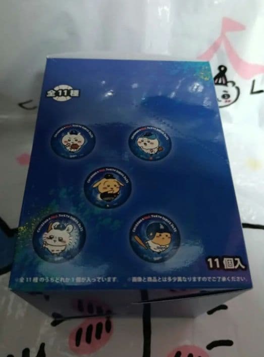 【限定】ちいかわ　ドジャース　ホログラム　缶バッチ　11個