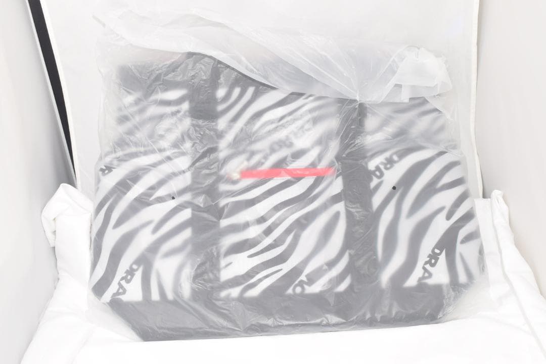 新品☆ダンスウィズドラゴン トートバック☆ゴルフカバン☆ゼブラ