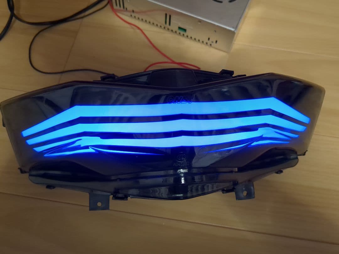 流れるカラー シグナスX ウインカー テールランプ 4型 シーケンシャル