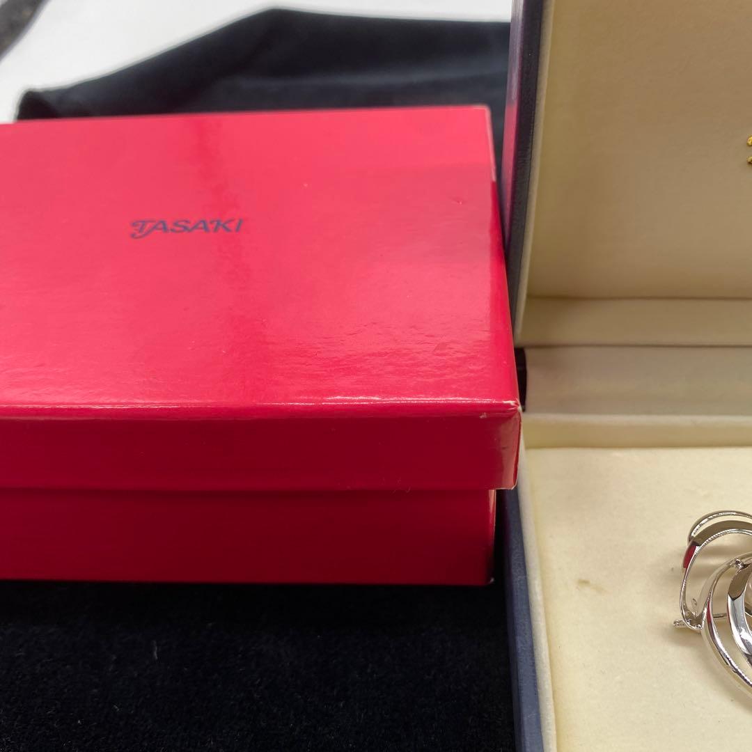 極美品　田崎真珠　パールブローチ