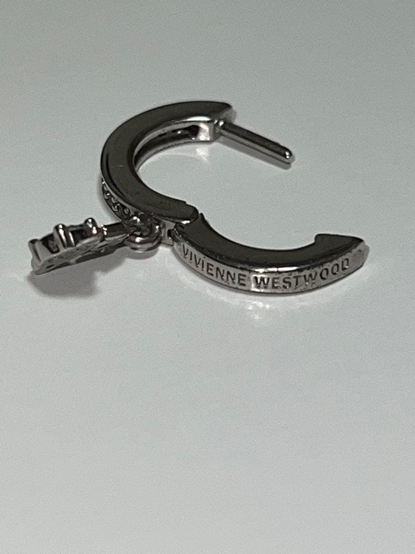 ヴィヴィアン ピアス(片耳用)