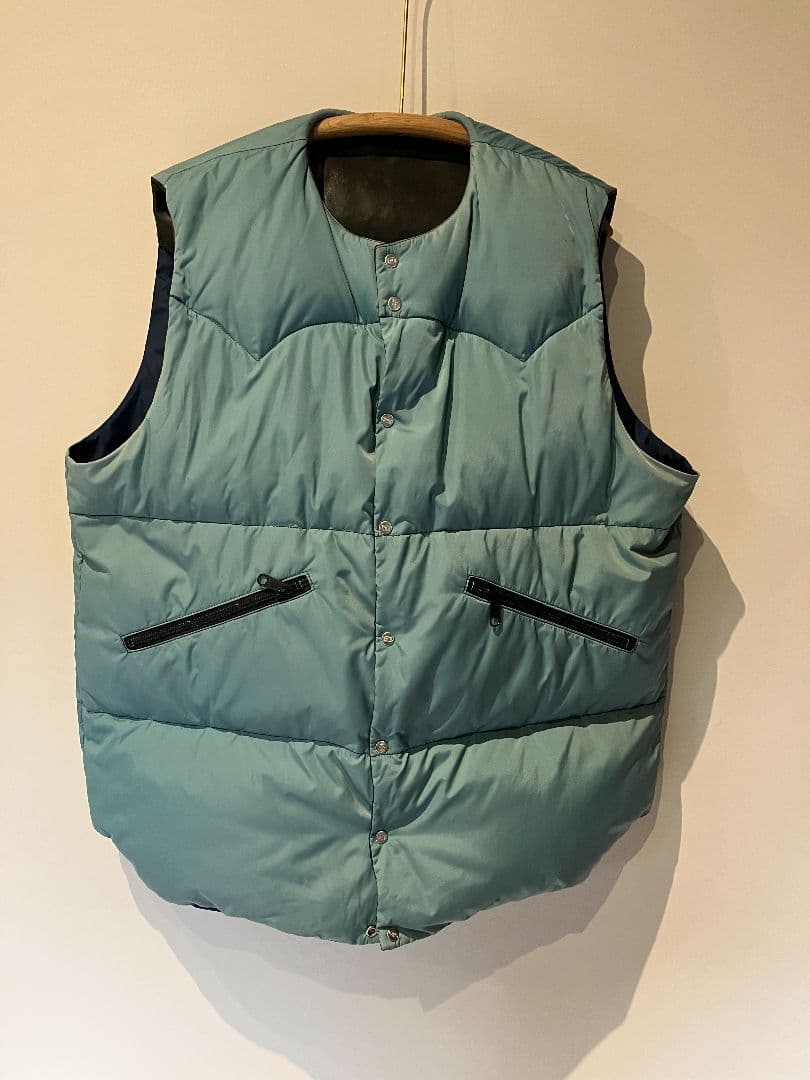 ロッキーマウンテンフェザーベッド×スリーラバーズ　ダウンベスト