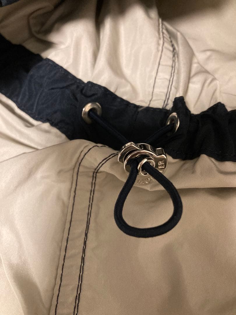 国内正規　MONCLER　SCILLAモッズコート モンクレールスプリングコート
