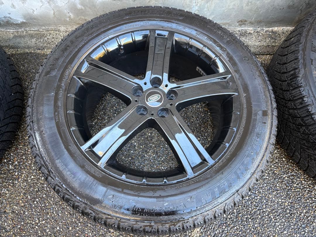 送料込み格安　275/55R20インチ　スタッドレス　ディフェンダー【1/2】