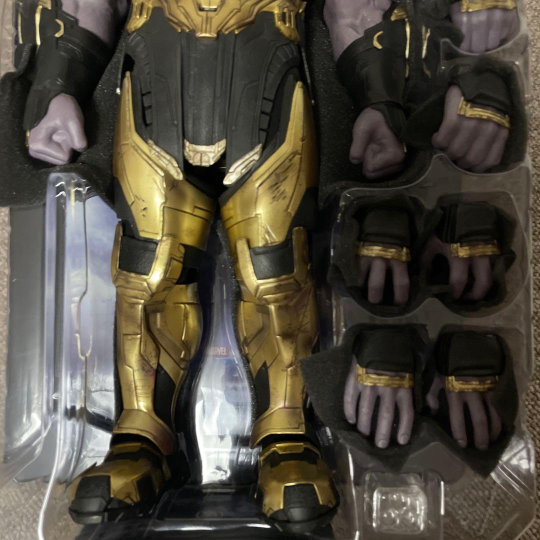 【美品】 アベンジャーズ　エンドゲーム　サノス　ホットトイズ