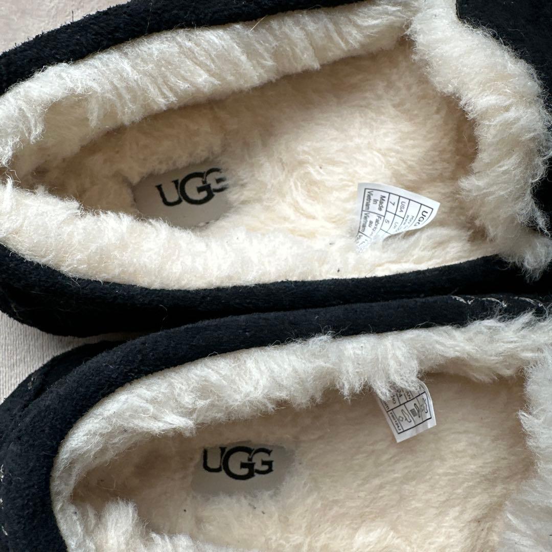 UGG アンスレー ブラック モカシン 5 24cm