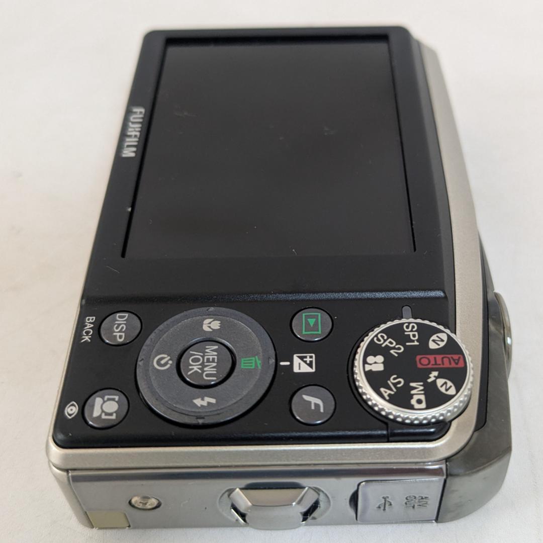 Fujifilm フジフイルム FinePix F50fd シルバー