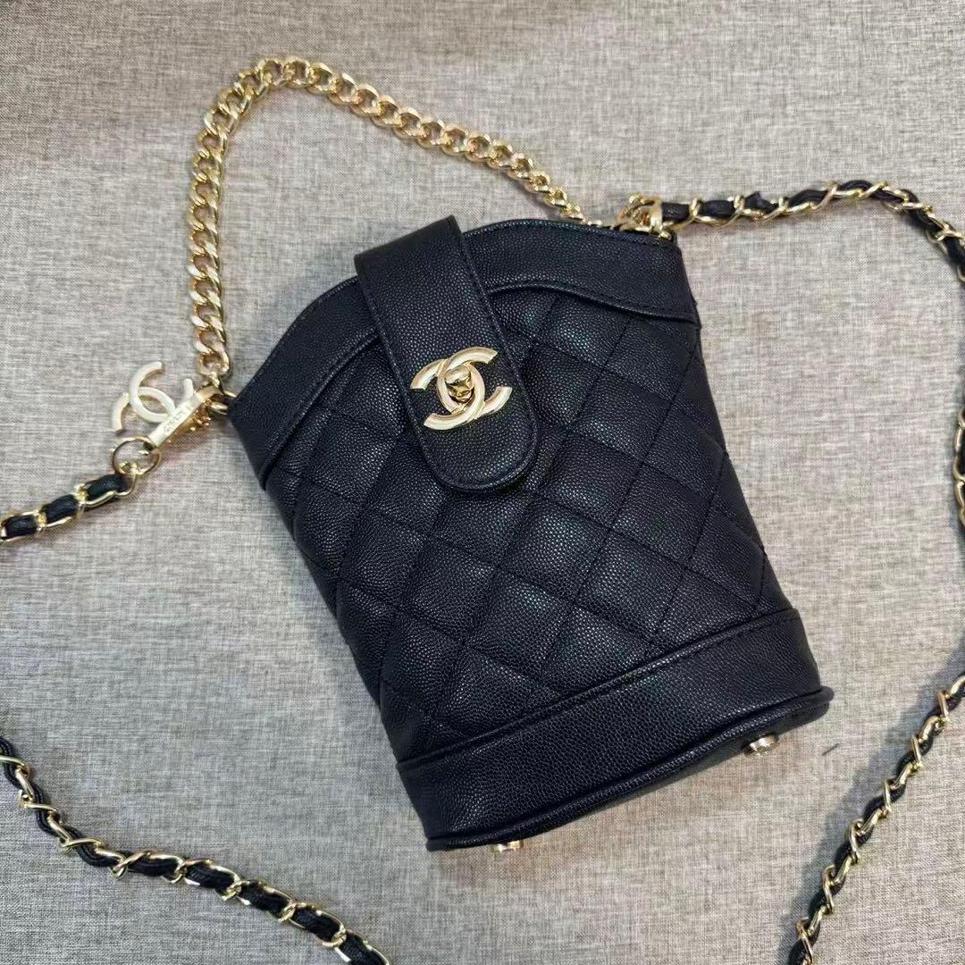 ごん 専用 VIP限定 ノベルティ キルティング　ショルダーバッグ