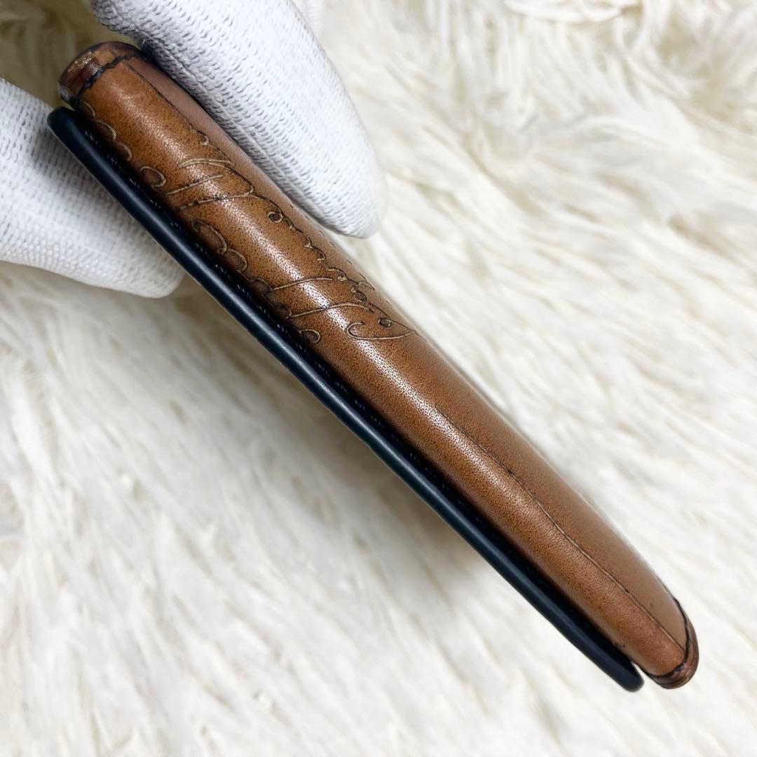 【極美品】 ベルルッティ 名刺入れ カリグラフィー 新ロゴ