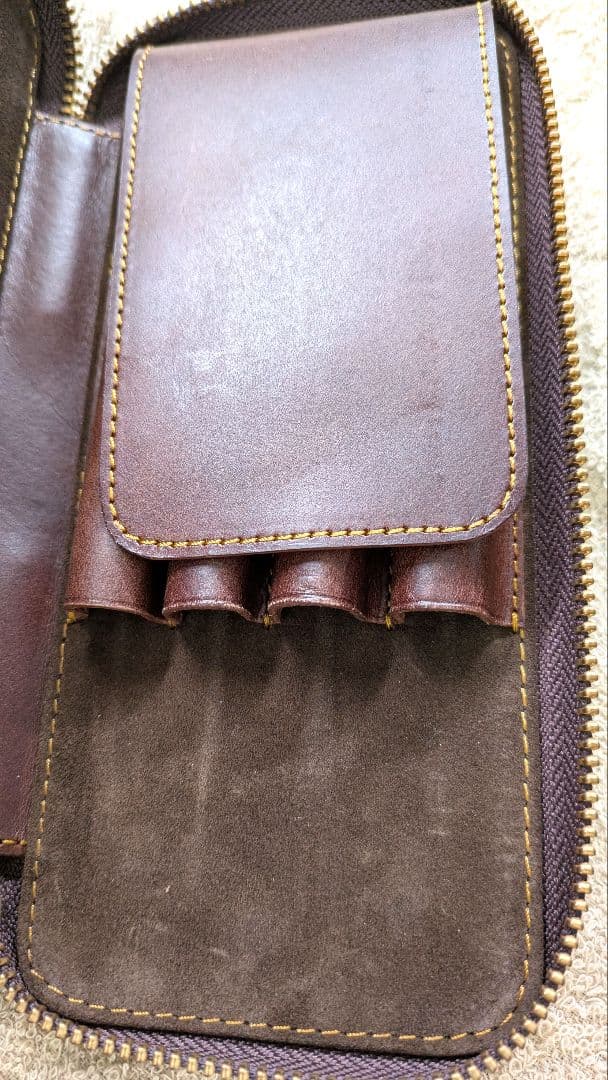 バハギア　ペンケース　ラウンドジップ型　プエブロ　ネイビー