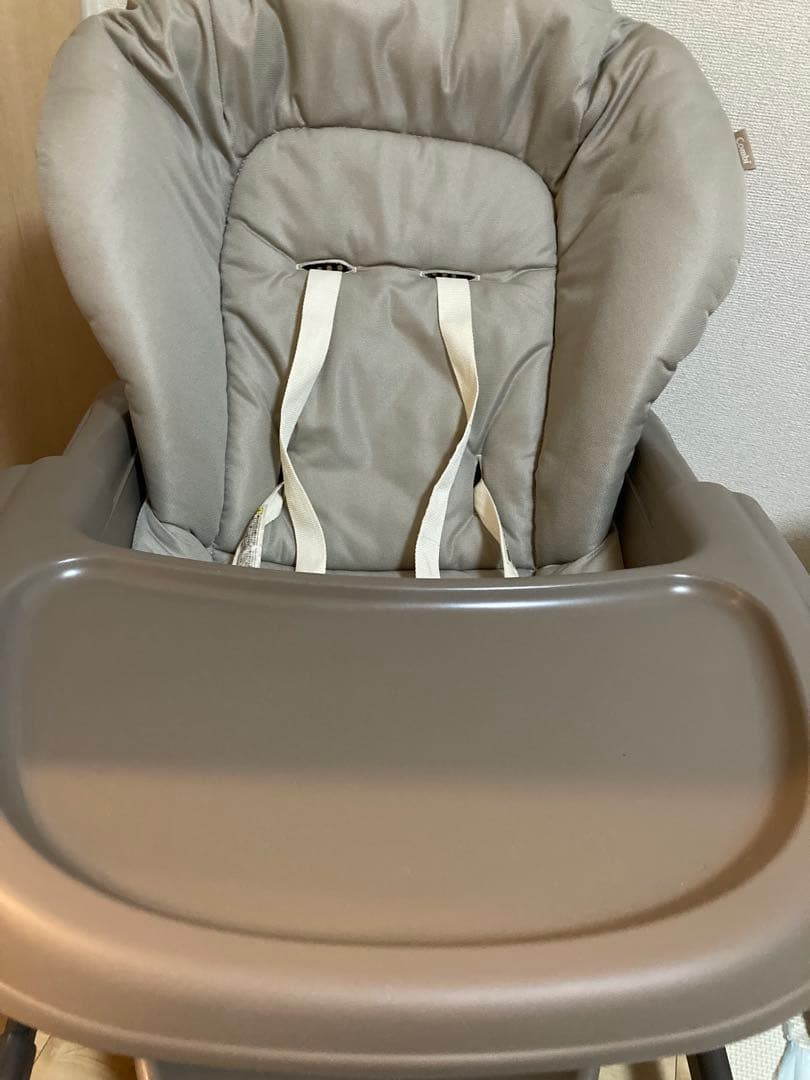 Combiハイローチェア ネムリラ