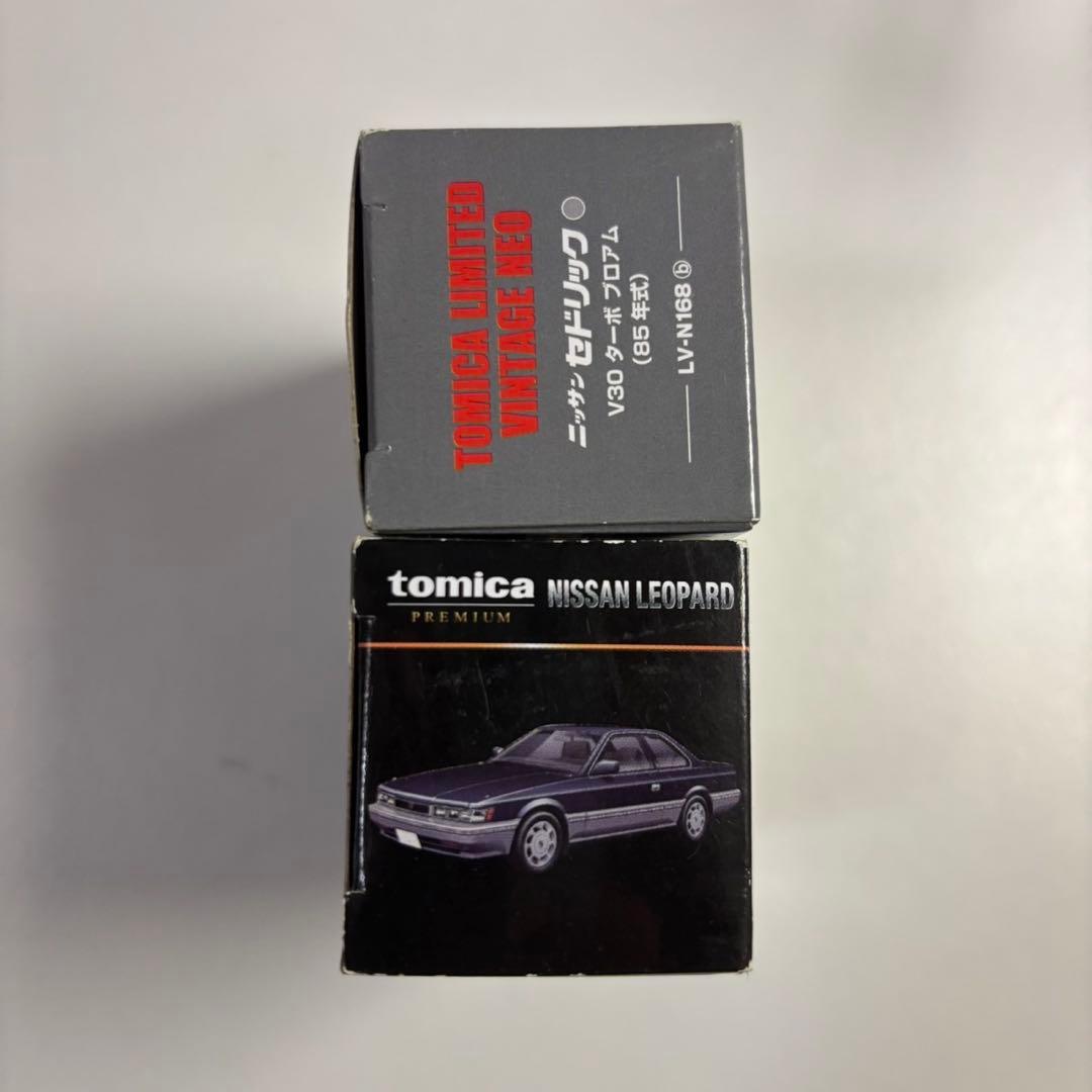 トミカ　TOMY TEC 黒箱　レア　85年式 レパード　セドリック　廃盤