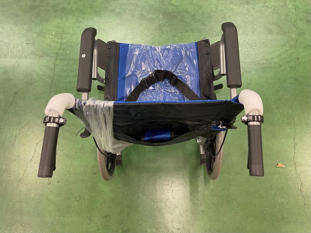 折りたたみ車椅子 軽量車椅子 【介助型】