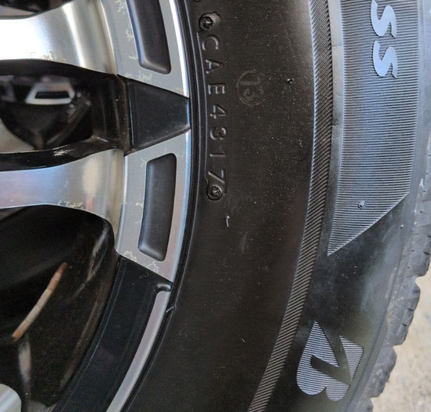 A*R様 ハイエース　スタッドレスタイヤ　アルミホイール