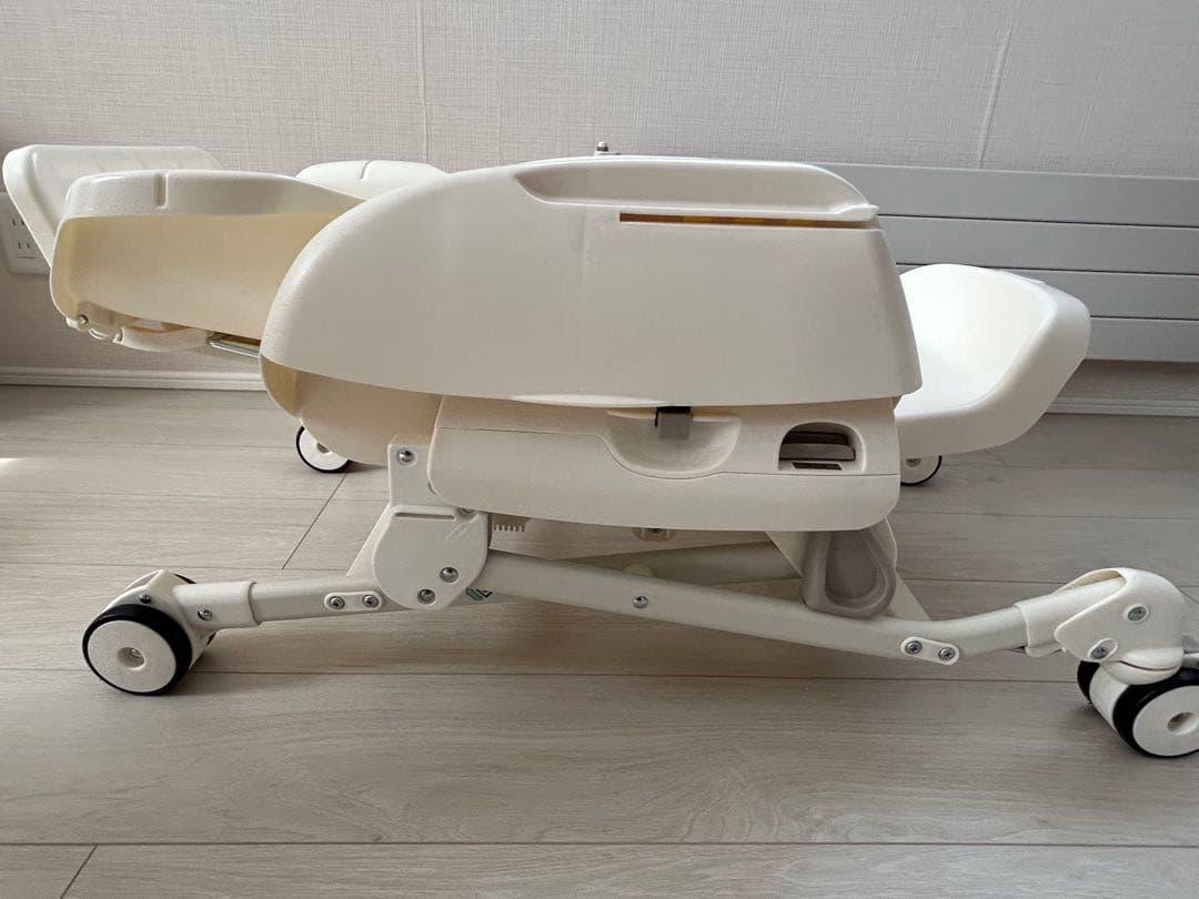 コンビ　ハイ＆ロー　スウィングラック　チェア　ベビー　キッズ