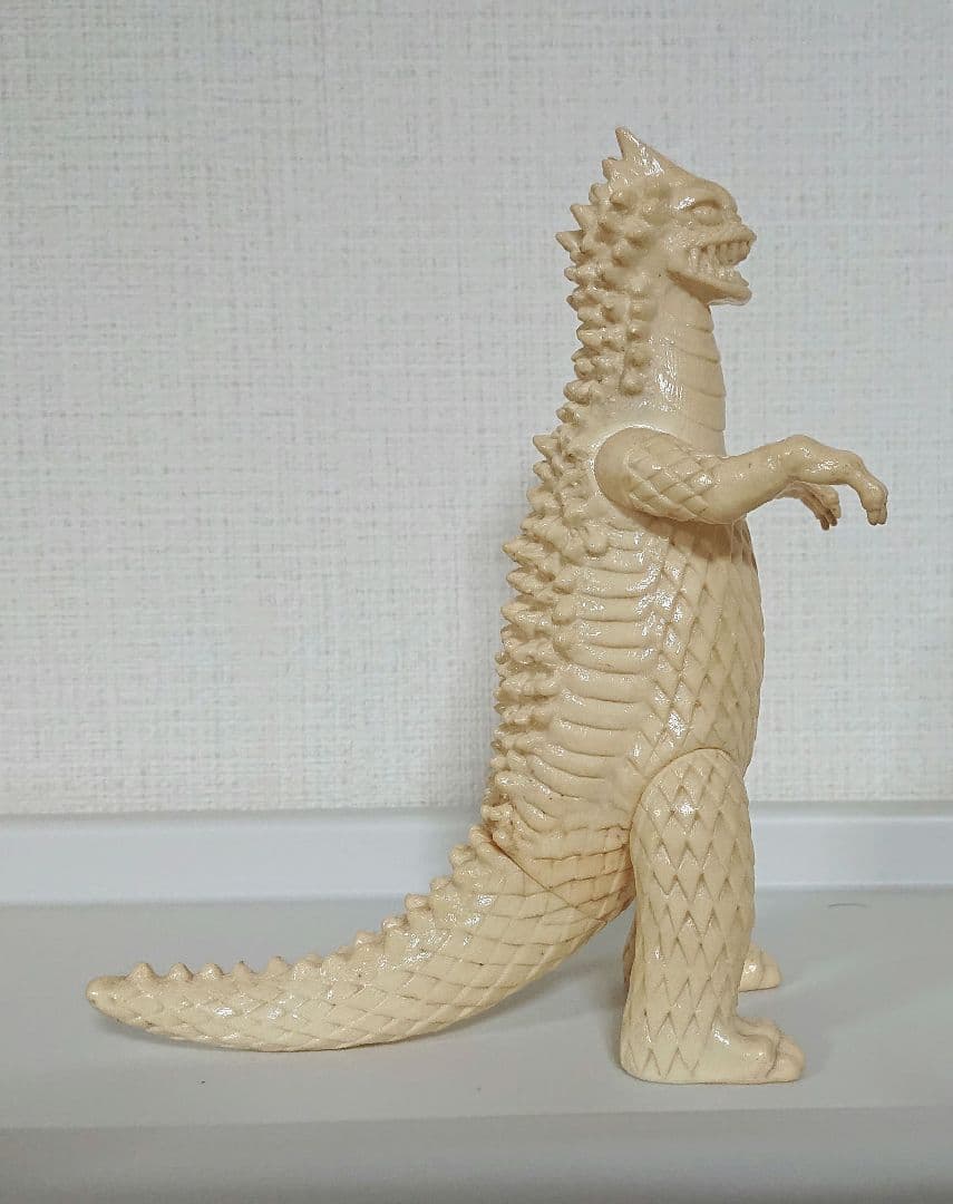 ベムラー ウルトラコレクション ソフビ 無塗装 白成形 ウルトラ怪獣シリーズ