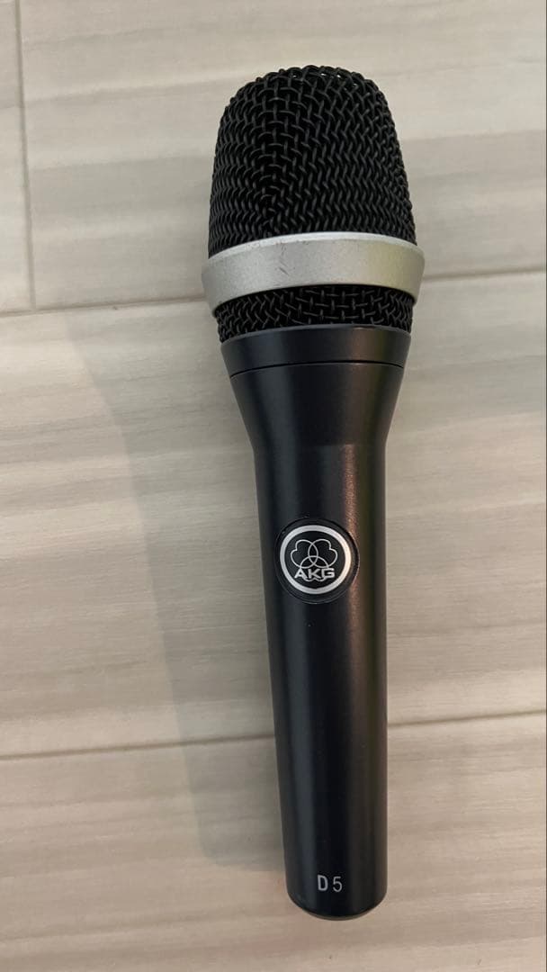 美品AKG D5　ダイナミックマイク