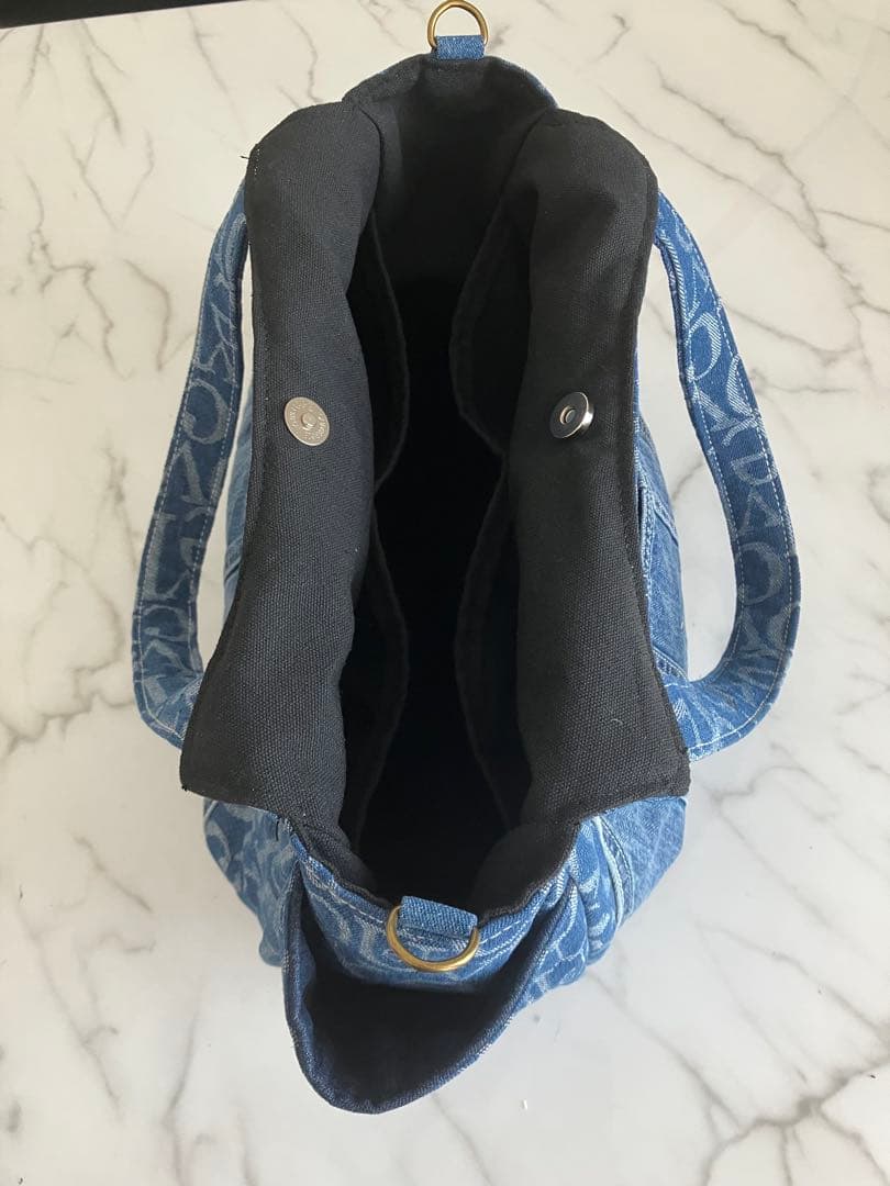 830 アッコちゃん大きめ　英字デニムリメイクバック　ハンドメイド　2点