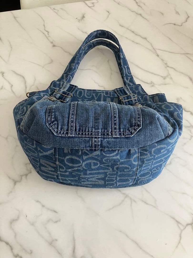 830 アッコちゃん大きめ　英字デニムリメイクバック　ハンドメイド　2点